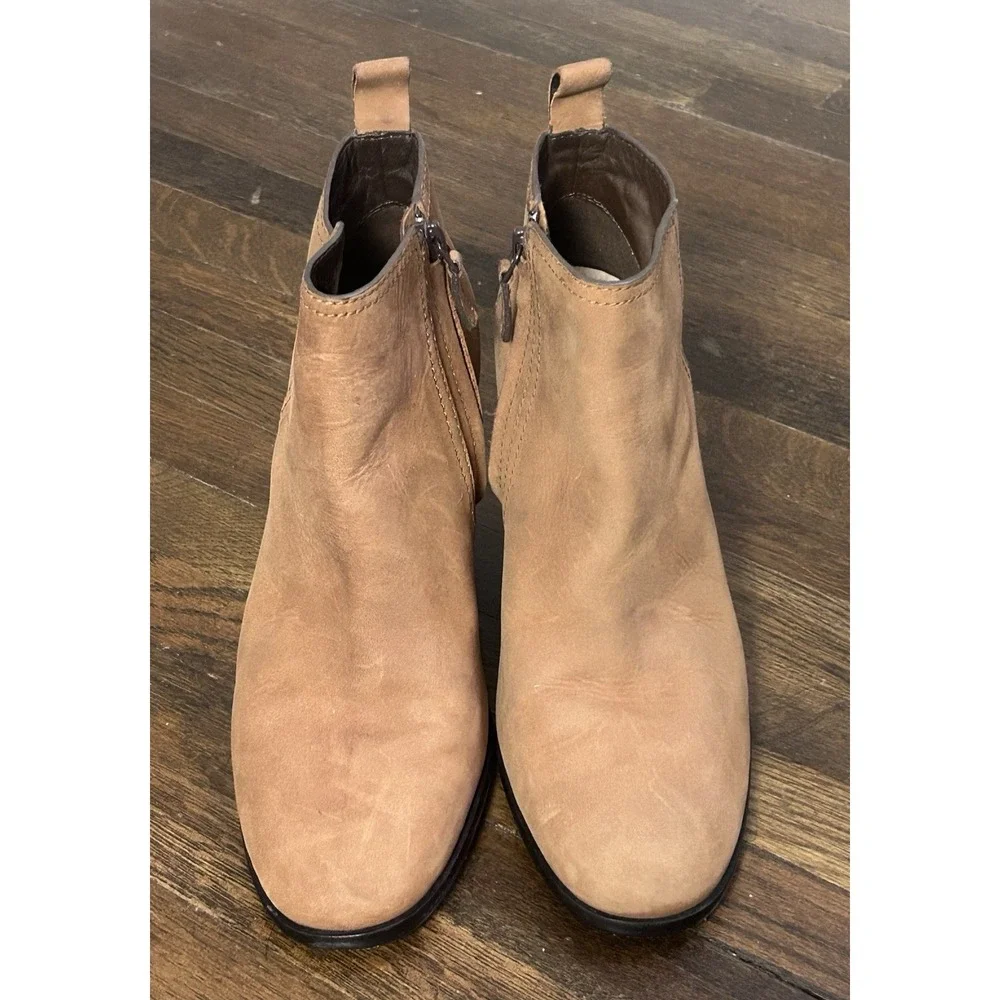 Cole Hann‎ Cheney Women's Camel Suede Ankle Boots Size 7B Block Heel Round Toe